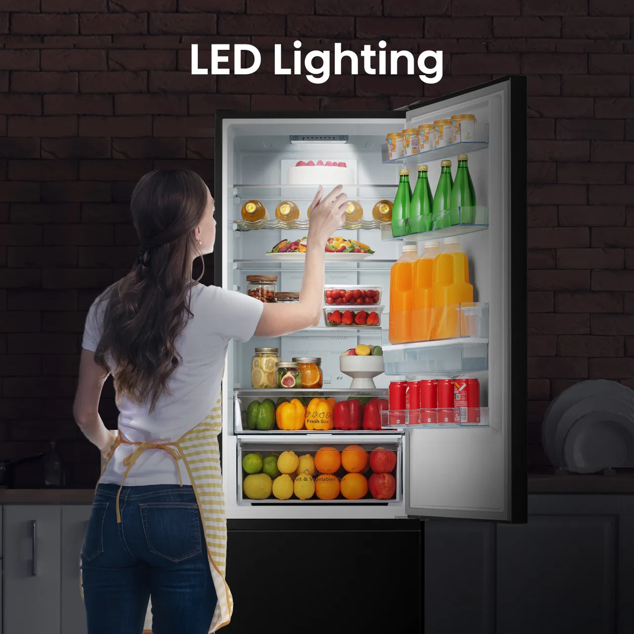 Hisense RB435N4WFE 200cm High 60/40 No Frost Fridge Freezer - Black / Stainless Steel - E Rated (EX-DISPLAY/C)