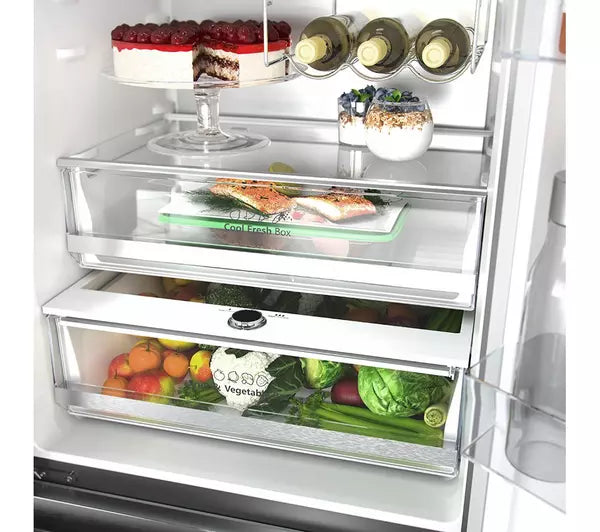 Hisense PureFlat RF632N4WIE Total No Frost American Fridge Freezer - Stainless Steel (EX-DISPLAY/A)